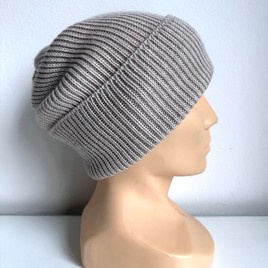 Beanie czapka z wełny merino VARELLA 100% Baby Merino 23 Jasny Beż