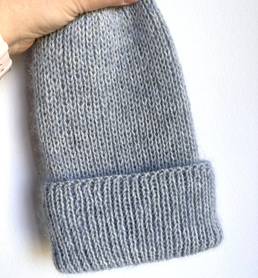 Ręcznie robiona czapka beanie AUREA 100% Baby Merino plus moher i jedwab 22/06 Szaro Błękitny