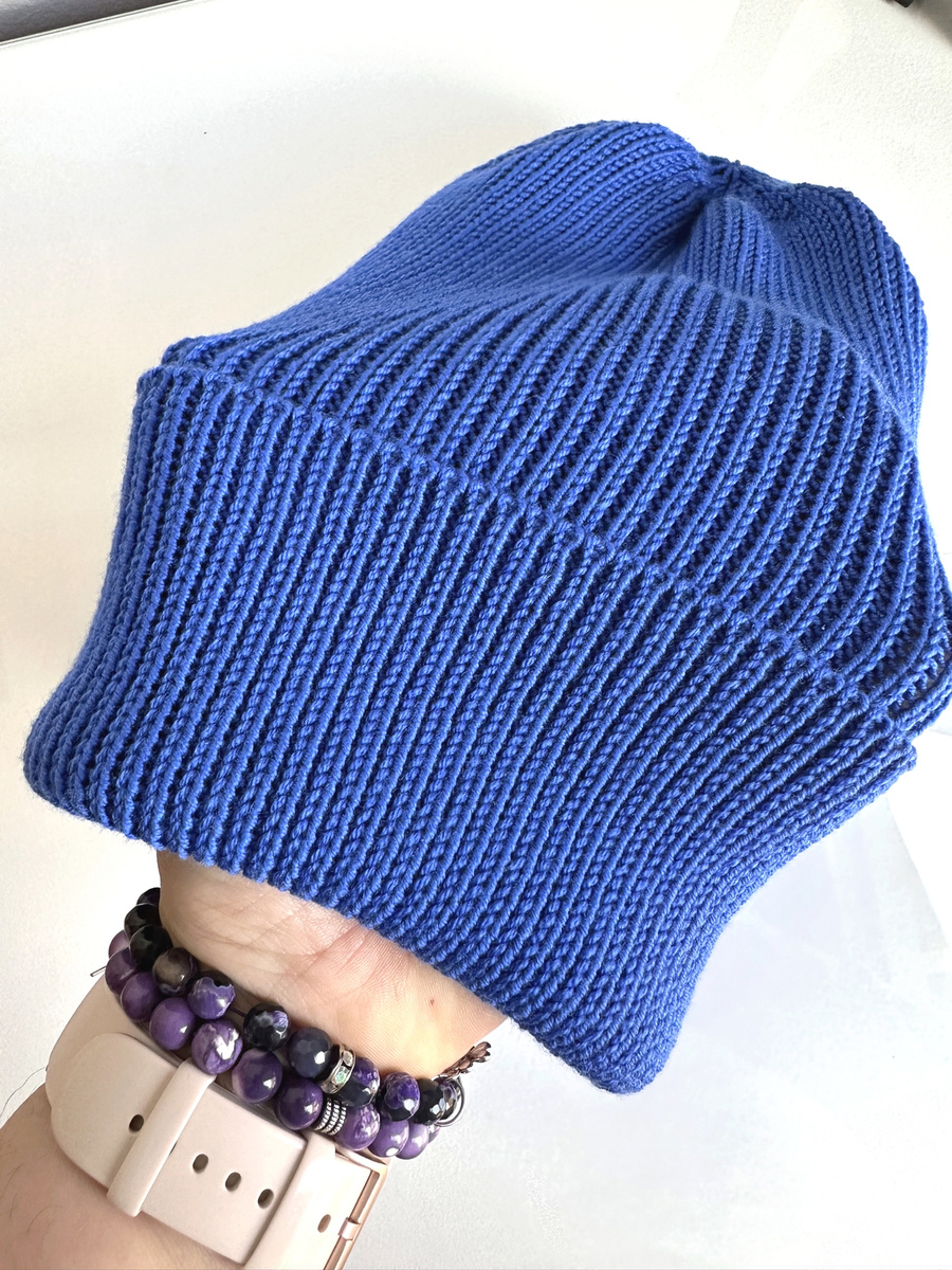 Beanie czapka z wełny merino VARELLA 100% Baby Merino 33 Jaskrawoniebieski