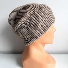 Beanie czapka z wełny merino VARELLA 100% Baby Merino 64 jasny dąb