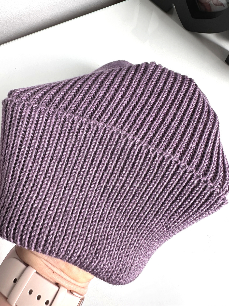 Beanie czapka z wełny merino VARELLA 100% Baby Merino 40 Ametyst