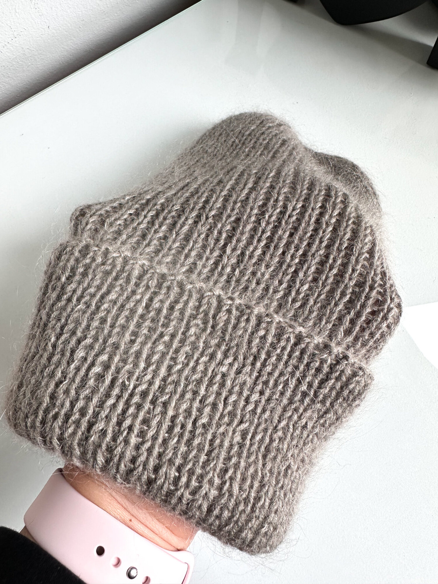 Ręcznie robiona czapka beanie AUREA 100% Baby Merino plus moher i jedwab 59/41 Pszeniczny