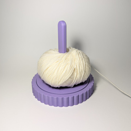 Spinner - Yarn Holder