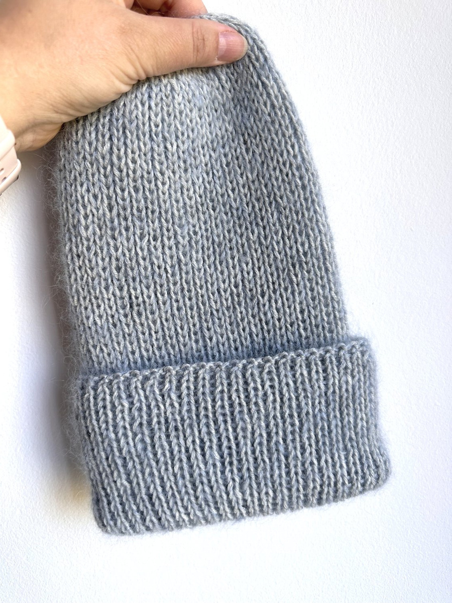 Ręcznie robiona czapka beanie AUREA 100% Baby Merino plus moher i jedwab 22/06 Szaro Błękitny